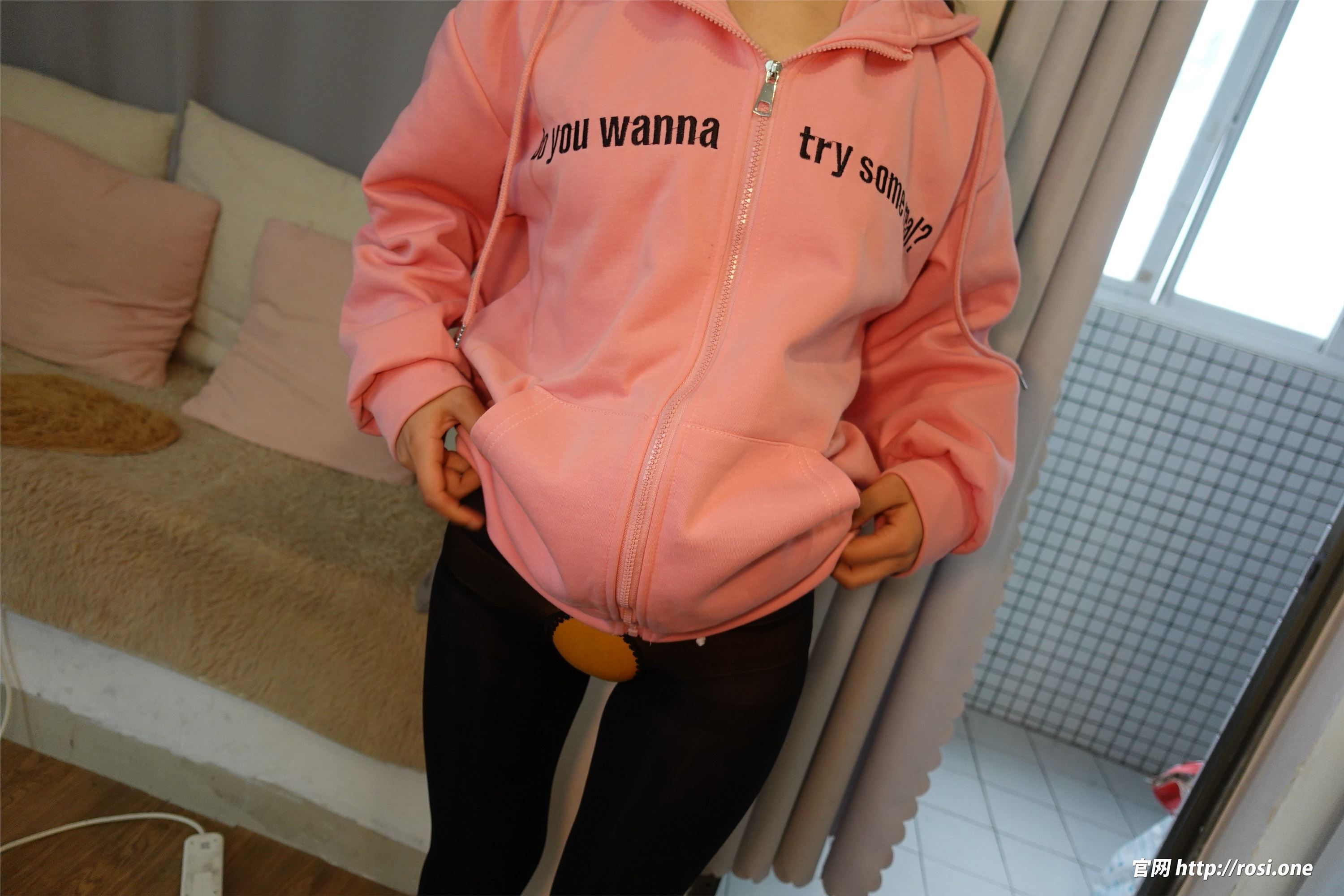 ROSI写真 2022.05.04 NO.3803